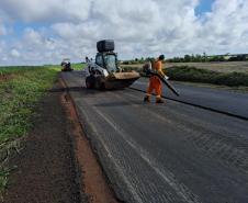 DER/PR recupera PR-218 entre Santo Antônio do Paraíso e São Sebastião da Amoreira
