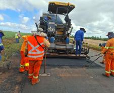 DER/PR recupera PR-218 entre Santo Antônio do Paraíso e São Sebastião da Amoreira