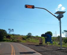 DER/PR testa abrigos de parada de ônibus que combinam tecnologia e acessibilidade