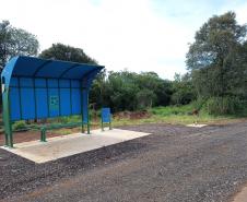 DER/PR testa abrigos de parada de ônibus que combinam tecnologia e acessibilidade