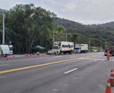 Balanças rodoviárias do DER/PR ajudam a fiscalizar excesso de carga de caminhões no Litoral