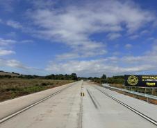 Restauração em concreto da PR-151 entre Ponta Grossa e Palmeira chega a 53% de execução
