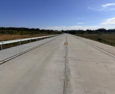 Restauração em concreto da PR-151 entre Ponta Grossa e Palmeira chega a 53% de execução