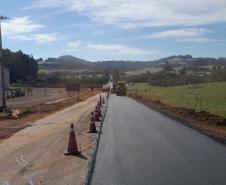 PR-884 entre Marmeleiro e Renascença recebe serviços de conservação do pavimento