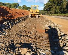 Obra de concreto em rodovias entre Nova Tebas e Pitanga avança em terraplenagem