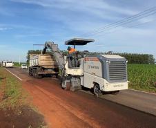 PR-445 entre Bela Vista do Paraíso e Primeiro de Maio recebe melhorias no pavimento