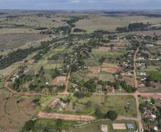 Em Cidade Gaúcha, Estado investe R$ 22,1 milhões para pavimentar maior vila rural do Paraná