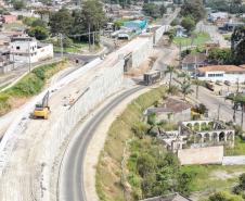 Em Palmeira, viaduto que integra obra de restauração em concreto da PR-151 está na fase final