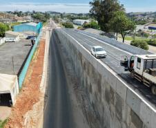 Em Palmeira, viaduto que integra obra de restauração em concreto da PR-151 está na fase final
