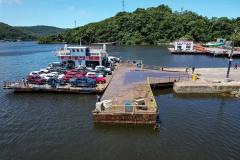 Uma nova empresa será responsável pela operação do ferry boat de Guaratuba, no Litoral, a partir da 0h01 desta quinta-feira (10). O diretor-geral do Departamento de Estradas de Rodagem (DER/PR), Fernando Furiatti, anunciou nesta quarta-feira (9) o contrato de caducidade com a atual concessionária que opera a travessia. Foto: Gabrielly Pontes/CGE