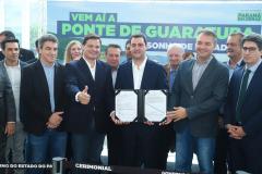 O Governador Carlos Massa Ratinho Junior anunciou a emissão da licença ambiental prévia para a construção da Ponte de Guaratuba, no Litoral do Paraná.  Foto: Rodrigo Félix Leal / Seil