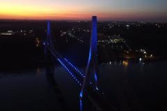 Novembro Azul: Ponte da Integração Brasil Paraguai ganha iluminação azul