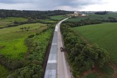 Obras na pista de concreto da PRC-280