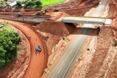obra do viaduto de Iporã