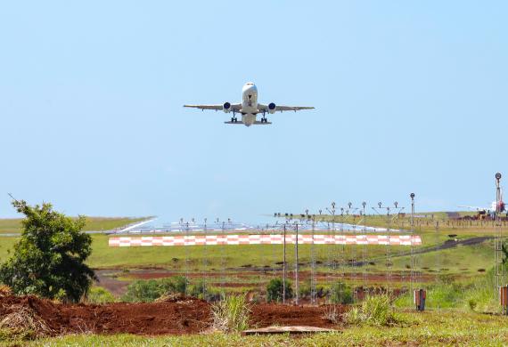 Avião decolando