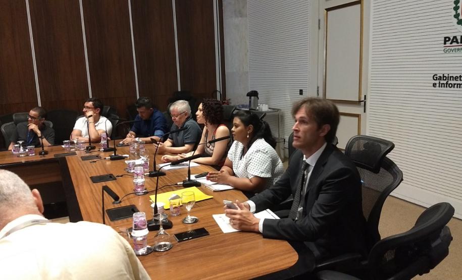 Governo do Paraná realiza posse dos membros do CG-BIM e GTEC-BIM no Palácio Iguaçu