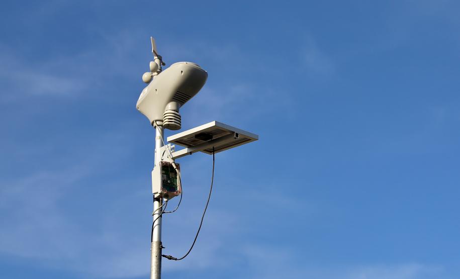 A Portos do Paraná implantou uma estação meteorológica própria, que disponibilizará medições e alertas em tempo real sobre as condições atmosféricas no Porto de Paranaguá. Foto: Cláudio Neves / Portos do Paraná