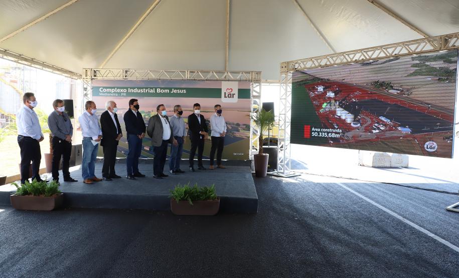 No aniversário de Medianeira, Estado anuncia retomada de obra do Centro de Educação Profissional e pavimentações. Foto: Ari Dias/AEN