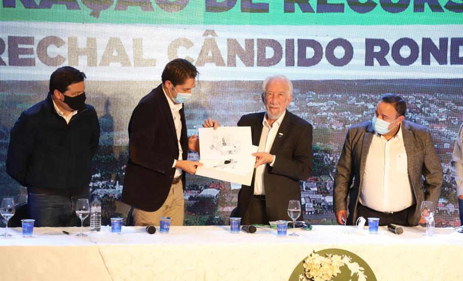 Governo anuncia investimento de R$ 3,8 milhões em obras em Marechal Cândido Rondon. Foto: Ari Dias/AEN