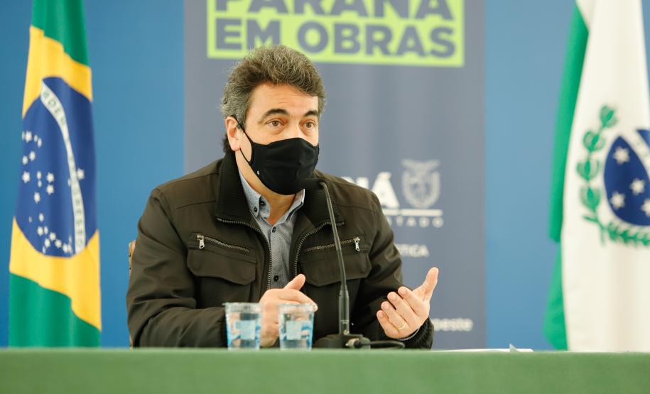 O secretário de Infraestrutura e Logística, Sandro Alex, atende a imprensa nesta quinta-feira (5) para esclarecer a nova modelagem das concessões de rodovias do Paraná. 05/08/2021. Foto: Rodrigo Félix Leal / INFRA