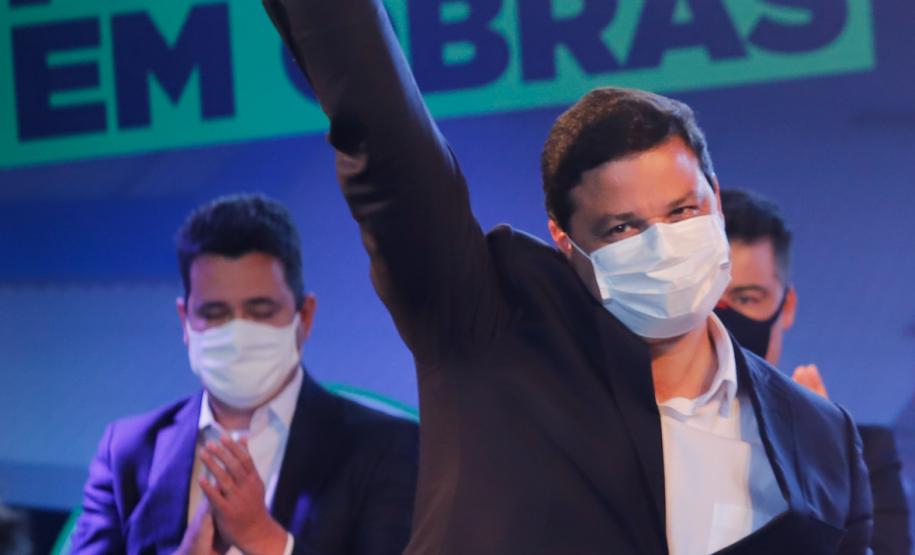 O governador Carlos Massa Ratinho Junior e o Secretário da Infraestrutura, Sandro Alex acompanhados do diretor-geral do DER, Fernando Furiatti inauguraram nesta terça-feira (10) o Viaduto do Sabará, no quilômetro 173 da rodovia BR-373, em Ponta Grossa, nos Campos Gerais. Foto: Rodrigo Félix Leal / InfraPR