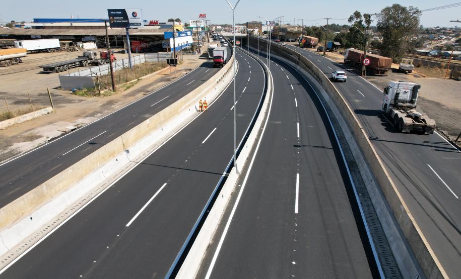 Segundo dados da CCR Rodonorte, a Avenida Souza Naves concentra um fluxo de 35 mil veículos por dia, chegando a 7 milhões de caminhões por ano. Foto: Rodrigo Félix Leal /InfraPR