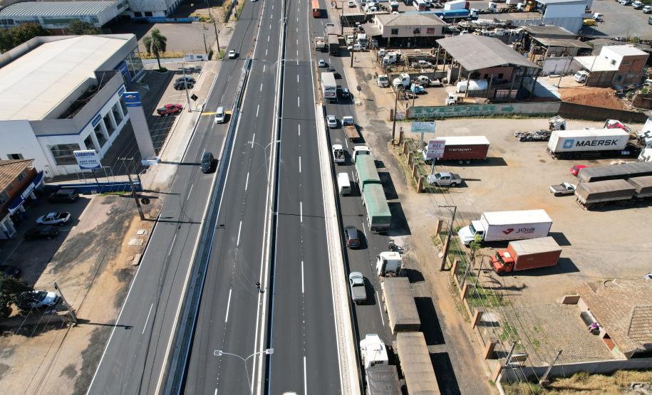 Segundo dados da CCR Rodonorte, a Avenida Souza Naves concentra um fluxo de 35 mil veículos por dia, chegando a 7 milhões de caminhões por ano. Foto: Rodrigo Félix Leal /InfraPR
