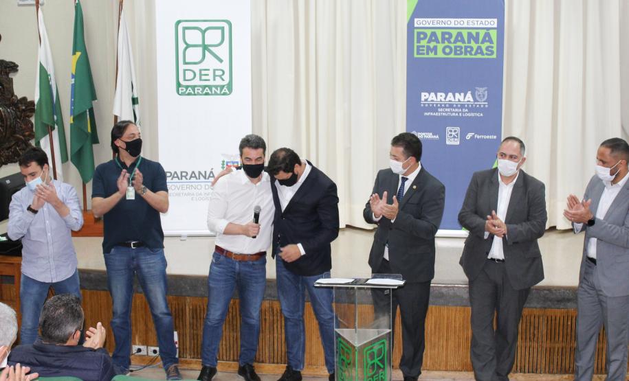 Evento reúne 56 prefeituras para formalizar doção de veículos e equipamentos - Curitiba, 27/10/2021 - Foto: Antoniela Dalcol/Seil