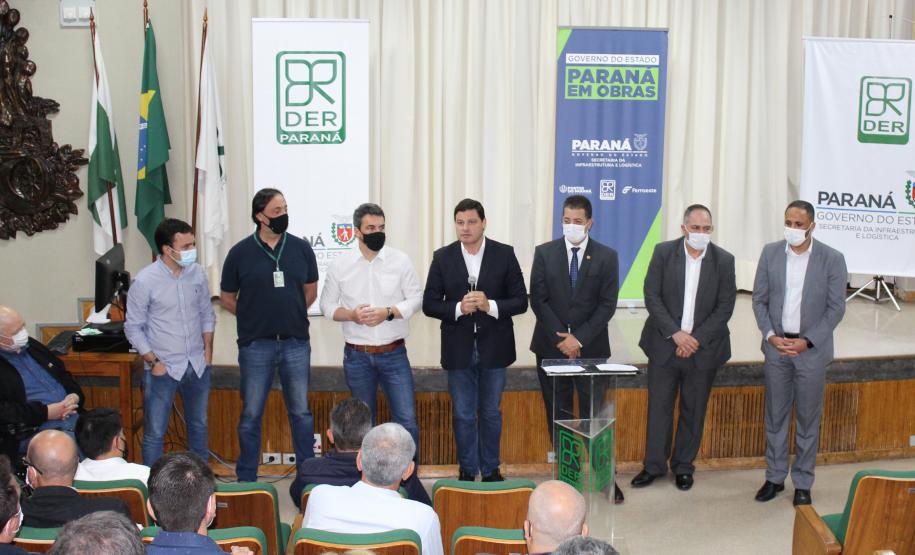 Evento reúne 56 prefeituras para formalizar doção de veículos e equipamentos - Curitiba, 27/10/2021 - Foto: Antoniela Dalcol/Seil