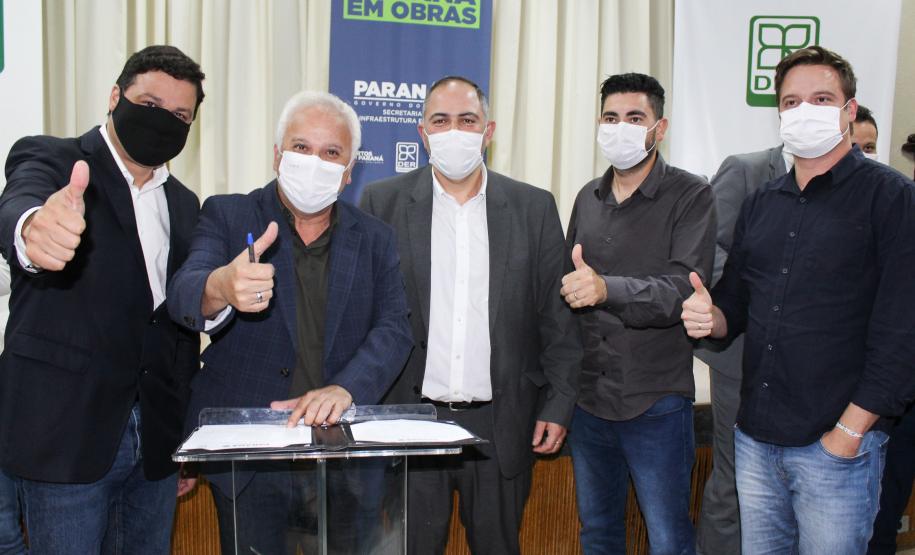 Evento reúne 56 prefeituras para formalizar doção de veículos e equipamentos - Curitiba, 27/10/2021 - Foto: Antoniela Dalcol/Seil