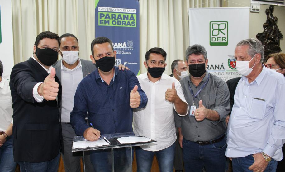 Evento reúne 56 prefeituras para formalizar doção de veículos e equipamentos - Curitiba, 27/10/2021 - Foto: Antoniela Dalcol/Seil