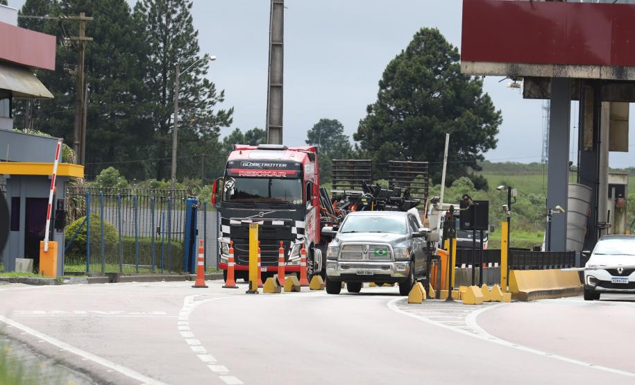 Estado e PRF organizam fluxo de veículos nas praças desativadas; veja como vai funcionar. Foto: Geraldo Bubniak/AEN