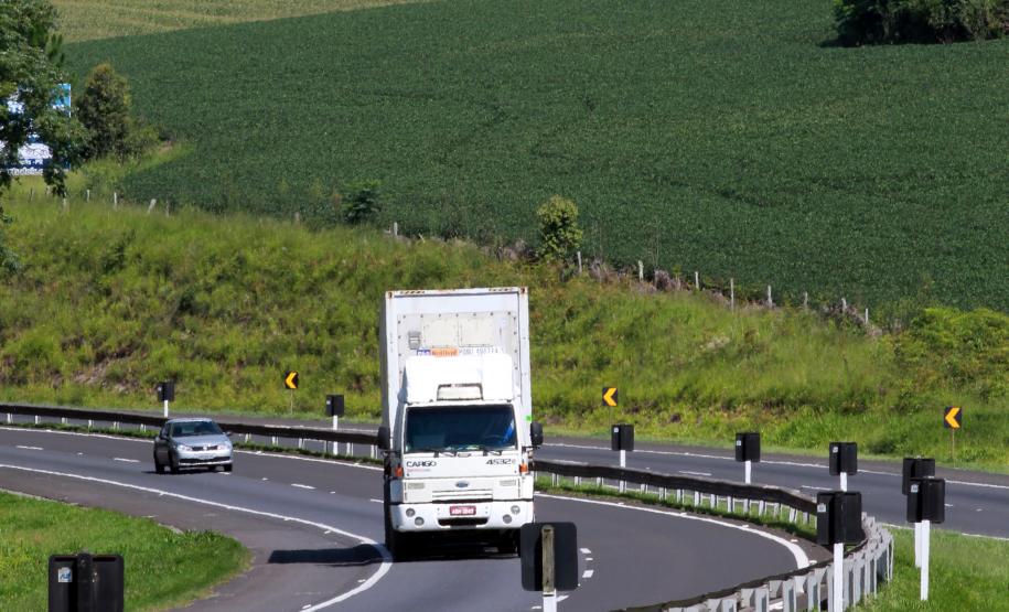 DER divulga resultado final da licitação de conservação das rodovias do Anel de Integração. Foto: Geraldo Bubniak/AEN