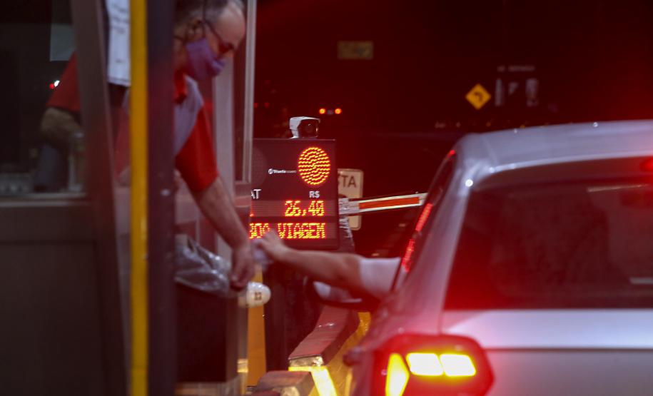 Fim das concessões rodoviárias no Paraná - praça de pedagio de Jataizinho. Foto Gilson Abreu/AEN