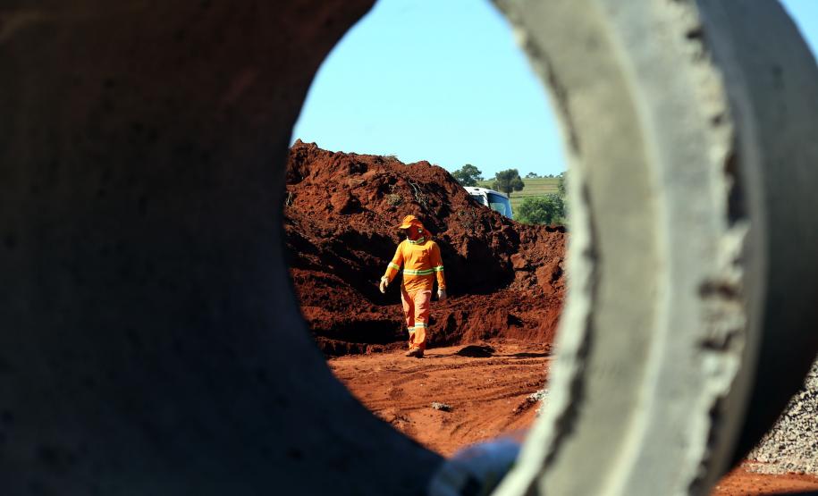 10/02/2022 - Parana em Obras - Estrada da Boiadeira Foto: Gilson Abreu/AEN