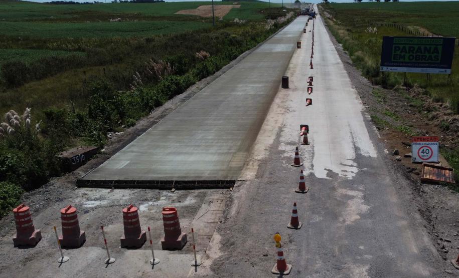 Obras-Pavimentação em Concreto da PR-280-Palmas.Foto: Ari Dias/ AEN. Foto: Ari Dias/AEN