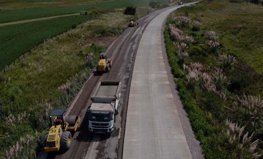 Obras-Pavimentação em Concreto da PR-280-Palmas.Foto: Ari Dias/ AEN. Foto: Ari Dias/AEN