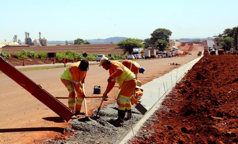 Modernização da PR-323 entre Paiçandu e o Rio Ivaí dá início a projeto de novo polo industrial Foto: Gilson Abreu/AEN