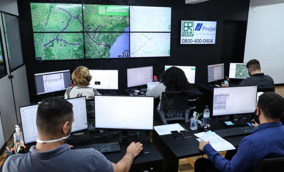 DER - Centro de Operações do 0800 para atendimentos com guincho - Curitiba, 14/03/2022 Foto: Rodrigo Félix Leal/SEIL