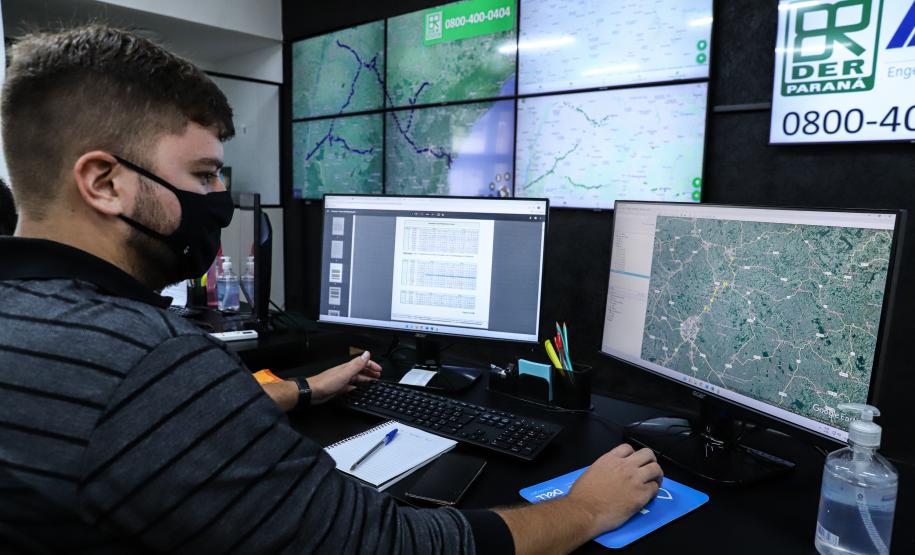 DER - Centro de Operações do 0800 para atendimentos com guincho - Curitiba, 14/03/2022 Foto: Rodrigo Félix Leal/SEIL