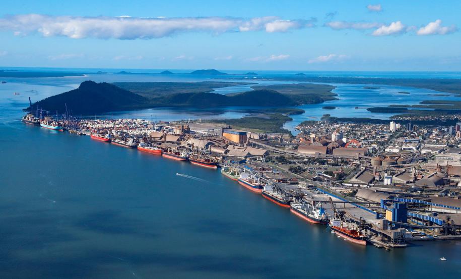 Porto de Paranaguá faz 87 anos focado em atrair investimentos  Foto: Rodrigo Félix Leal / SEIL