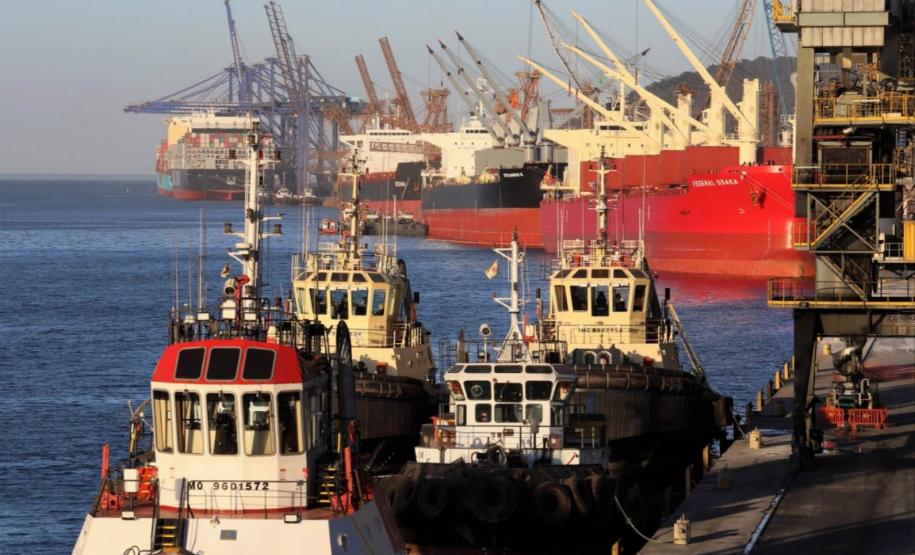 Porto de Paranaguá faz 87 anos focado em atrair investimentos  Foto: Claudio Neves/Portos do Paraná