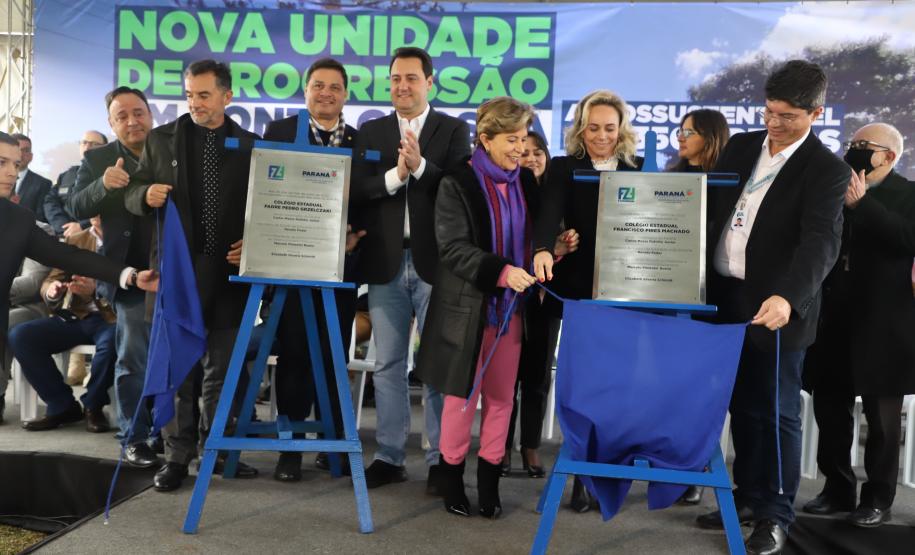 Governador entrega colégio e anuncia pavimentação da Estrada de Alagados, em Ponta Grossa Foto: Ari Dias/AEN