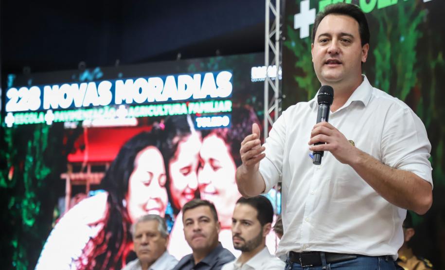 Governador anuncia pavimentação da rodovia entre Toledo e Assis Chateaubriand - Foto: José Fernando Ogura/AEN