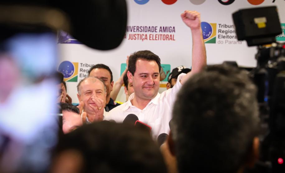 Ratinho Junior é reeleito com 69,6% dos votos e apoio de mais de 4 milhões de paranaenses Foto: Rodrigo Félix Leal / SEIL