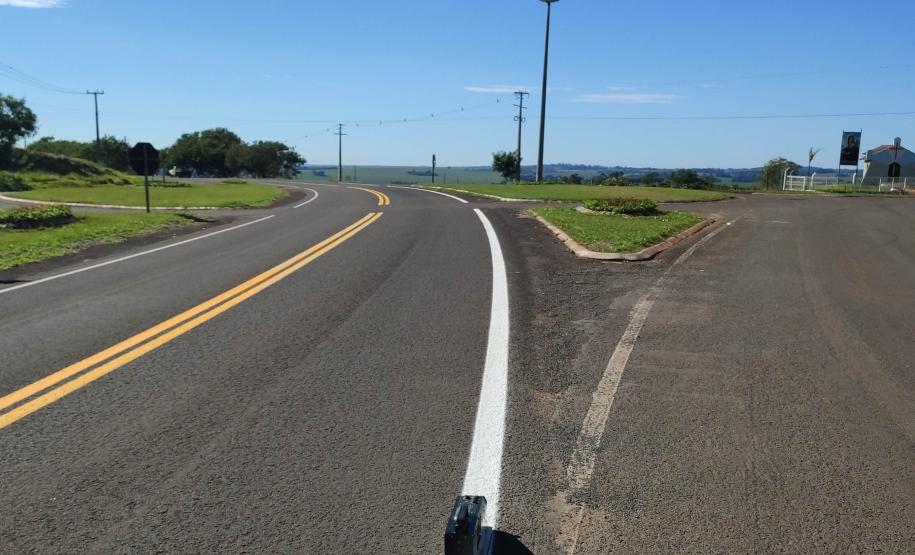 PR-558 Campo Mourão e Araruna Rodovia entre Campo Mourão e Araruna recebe reforço de sinalização Foto: DER