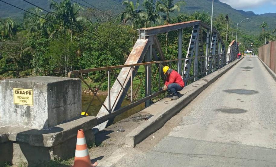 Reforma de ponte metálica em Morretes atinge quase 50% de execução - Foto: DER