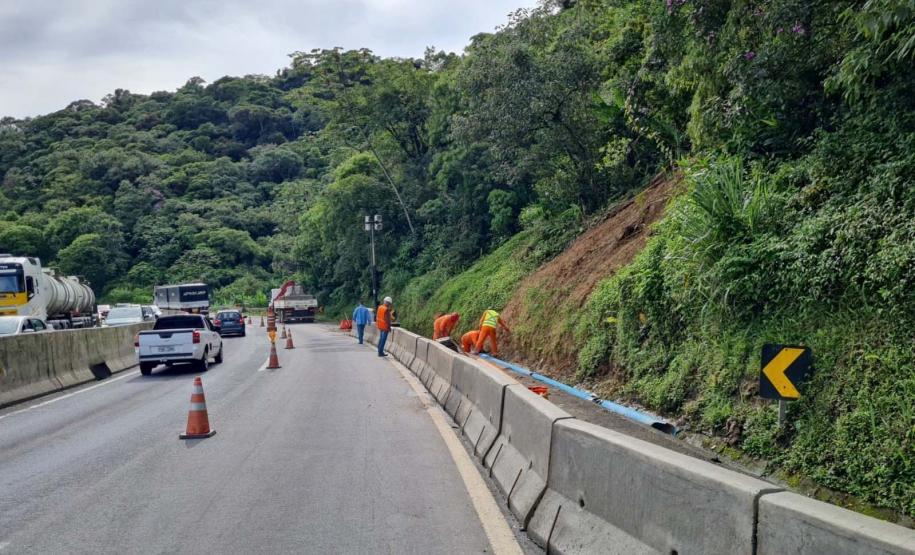 DER/PR avança em nova etapa da recuperação da encosta da BR-277 no Litoral - Foto: DER