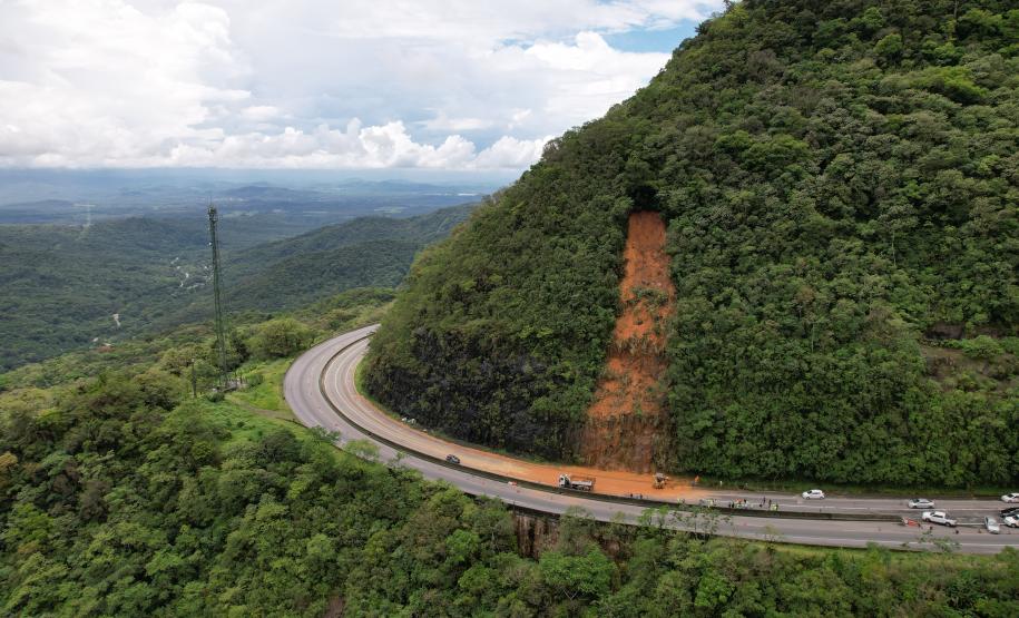 DER inicia nova etapa da recuperação da BR-277 no Litoral nesta segunda-feira - Foto: Rodrigo Félix Leal / SEIL