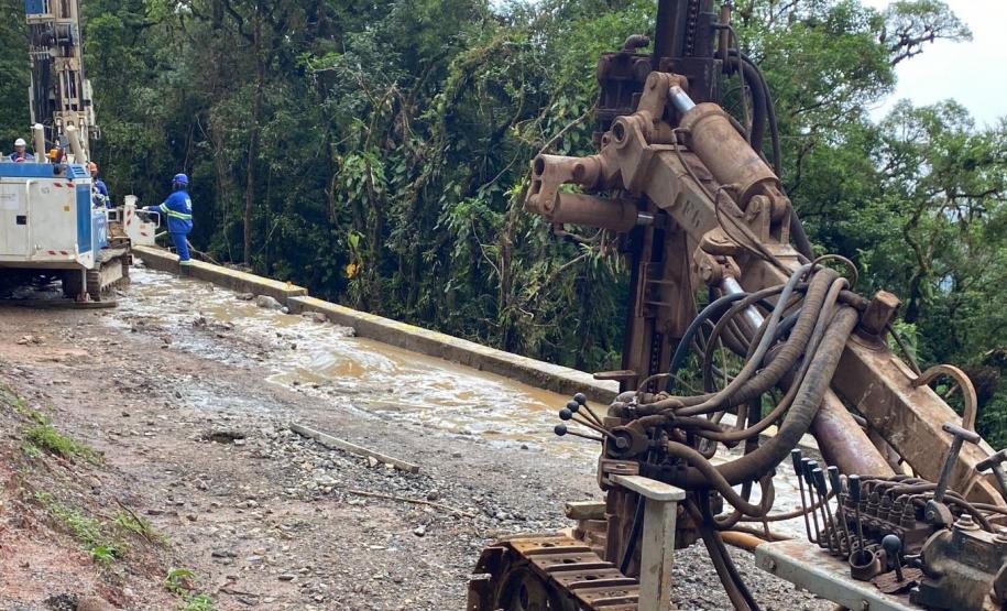 Mesmo com as chuvas, obras na Estrada da Graciosa seguem em ritmo avançado Foto: DER